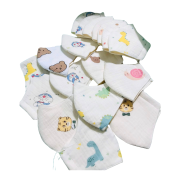 Khẩu trang cho bé nhiều hình trang trí